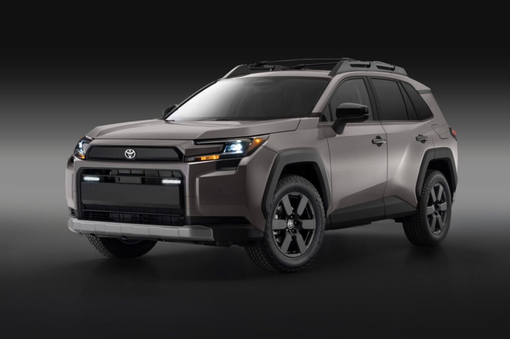 Exterior Toyota RAV4 Woodland 2026 | LATIN CARROS