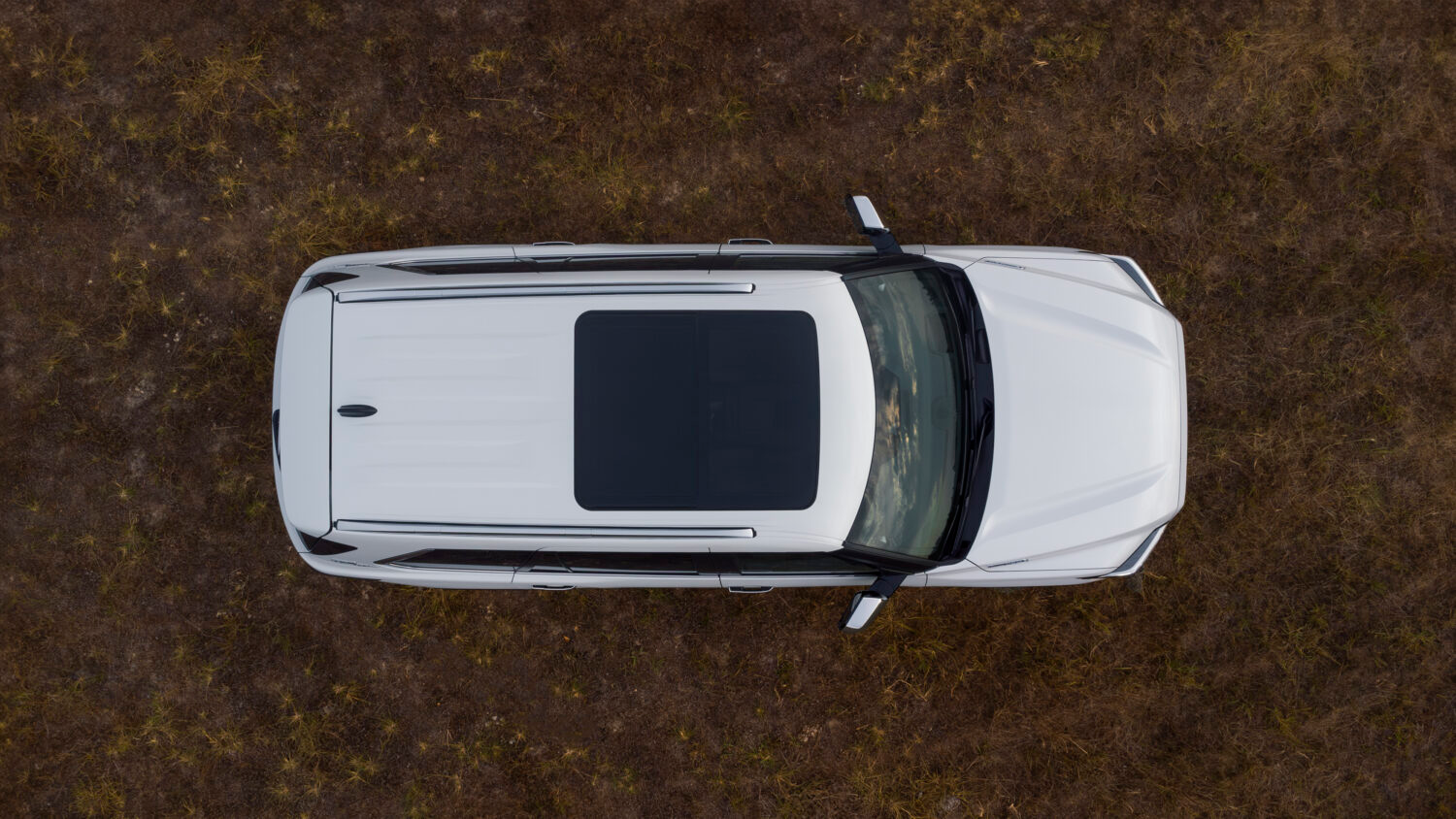 techo panorámico Toyota Sequoia 2025 | LATINCARROS.COM