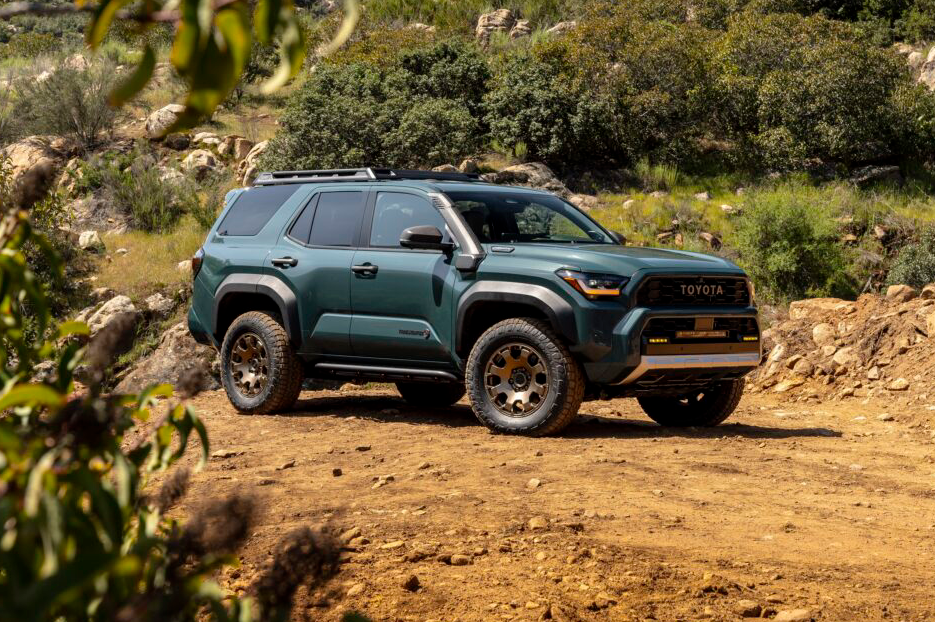 Caracteristicas y tecnología Toyota 4Runner y Trailhunter 2025 | LATINCARROS.COM