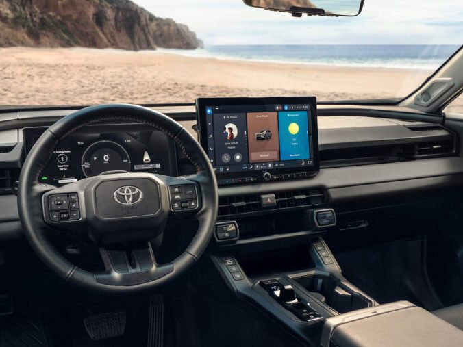 Interior Toyota RAV4 Limited 2026 | LATIN CARROS
