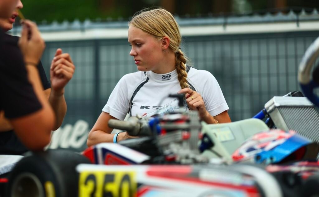 Roxanne Lantinga: la nueva joya neerlandesa que brilla en el karting europeo