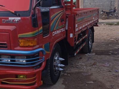 VENDO DAIHATSU DELTA 2009