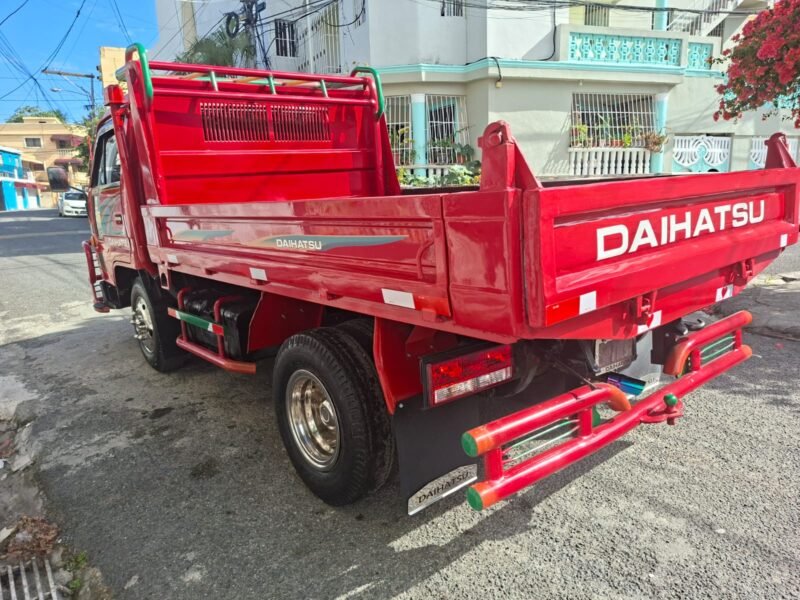 Vendo Daihatsu Volteo 2006