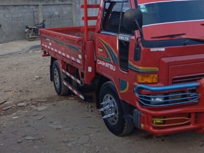 VENDO DAIHATSU DELTA 2009