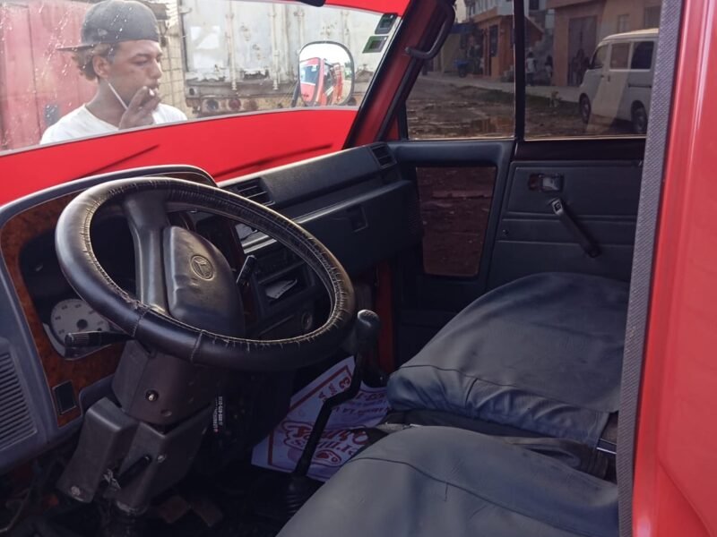 VENDO DAIHATSU DELTA 2009