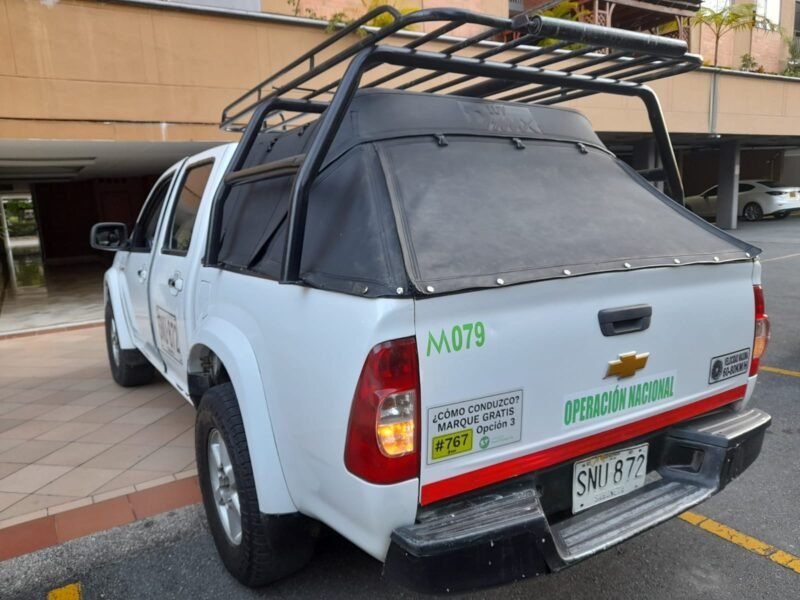 VENDO CAMIONETA DOBLE CABINA CHEVROLET LUV D MAX 3.000 MODELO 2013 DIESEL