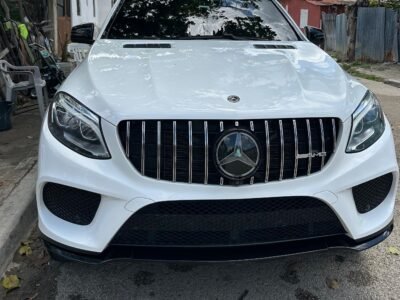 VENDO MERCEDES BENZ AMG 43 GLE EXCELENTES CONDCIONES