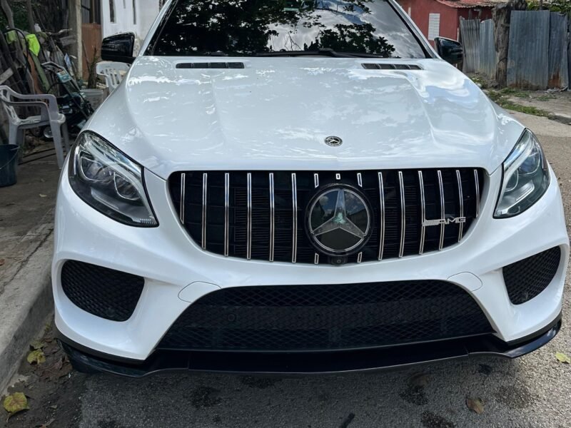 VENDO MERCEDES BENZ AMG 43 GLE EXCELENTES CONDCIONES