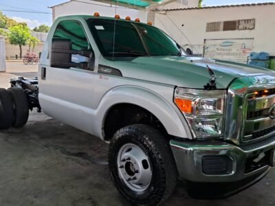 Super duty f-350 4x4 año 2013