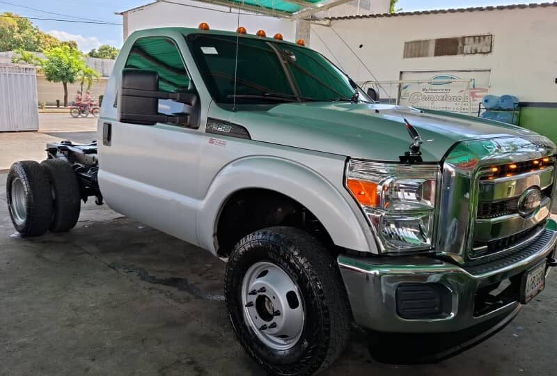 Super duty f-350 4x4 año 2013